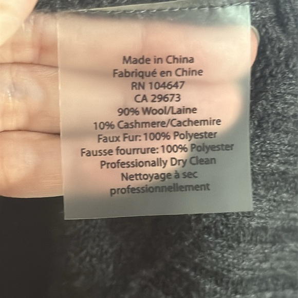 Kinross Cashmere Long Gray Cardigan with Plush Fur Collar - Picture 10 of 10